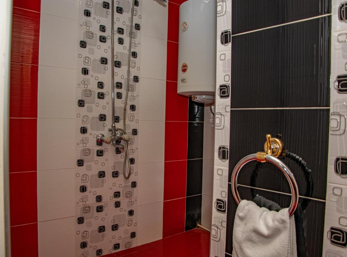 Vilhelmov'S Apartament Lukovit Ngoại thất bức ảnh